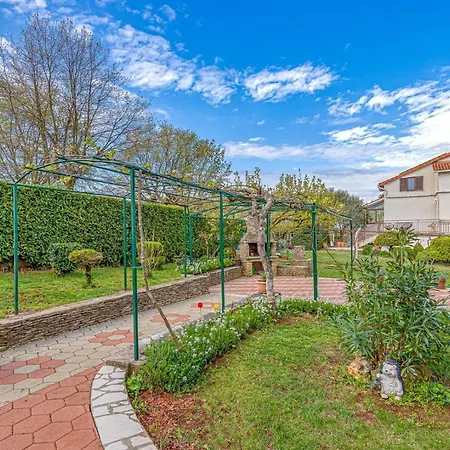 Flores * Stari Pazin