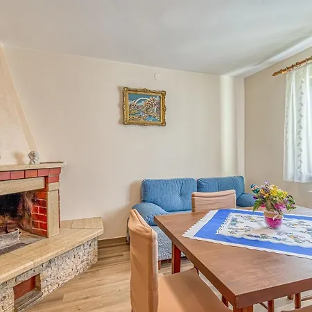 Flores * Stari Pazin